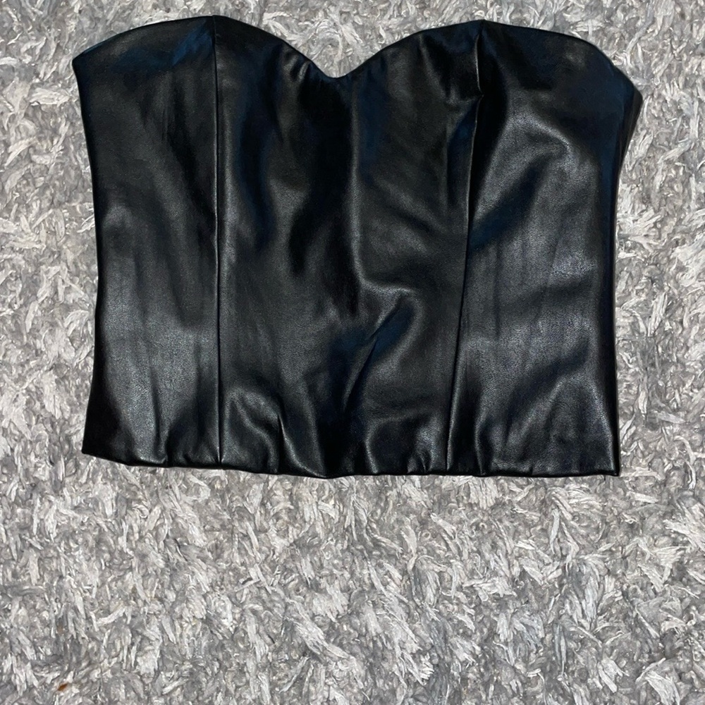 Black Strapless Leather Top - Picture 5 of 8